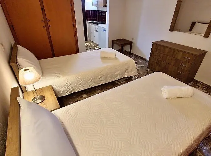 Alexandra 4 Apartment
